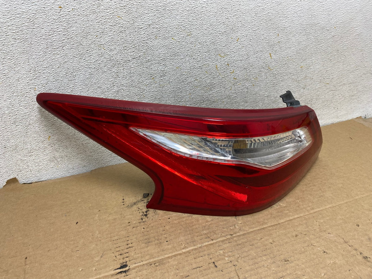 2016 2017 2018 Nissan Altima Left Driver LH Side Tail Light AH8036 LK1