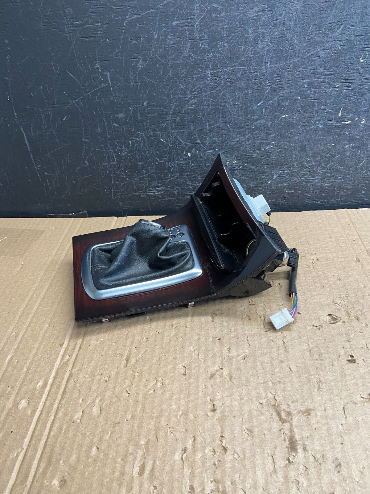 2008 to 2012 Infiniti EX35 Center Console Shifter Trim Bezel AF6436 DG2