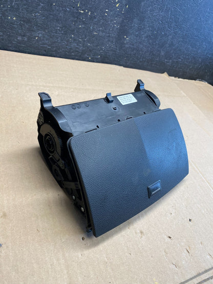 2008-2011 Mercedes W204 C300 Navigation Display Screen Monitor w/Cover ai2995 DG3