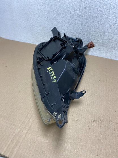 2004-2005 Toyota Sienna Left Driver LH Side Halogen Headlight AF5780 DW6