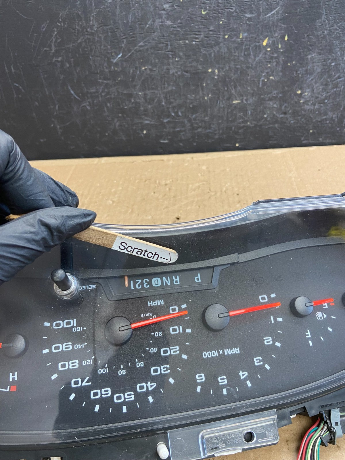 2006 Ford E350 Gauge Speedometer Cluster AD6901 DG3