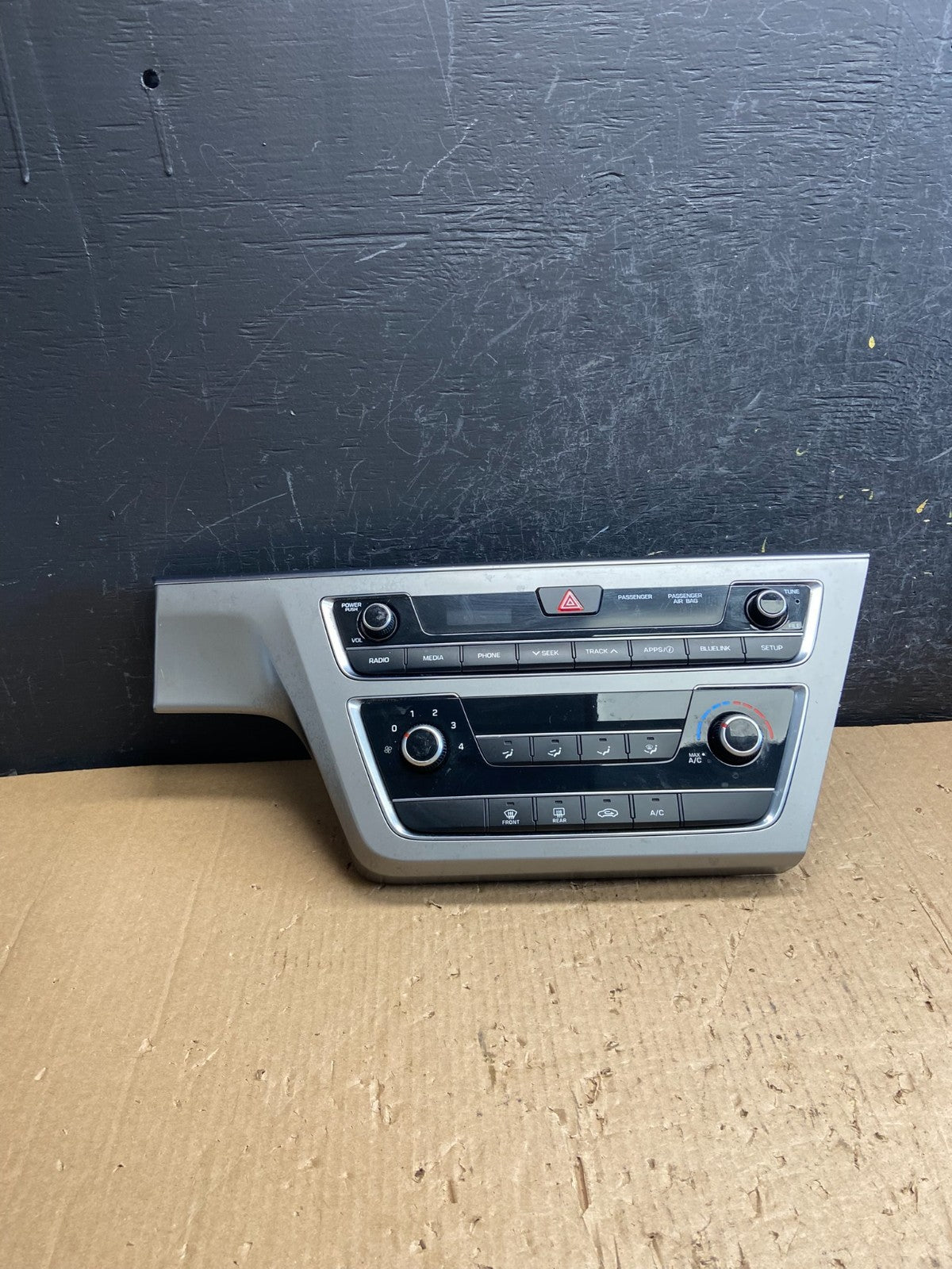 2015 to 2017 Hyundai Sonata Ac Heater Climate Control AE4180 DG0
