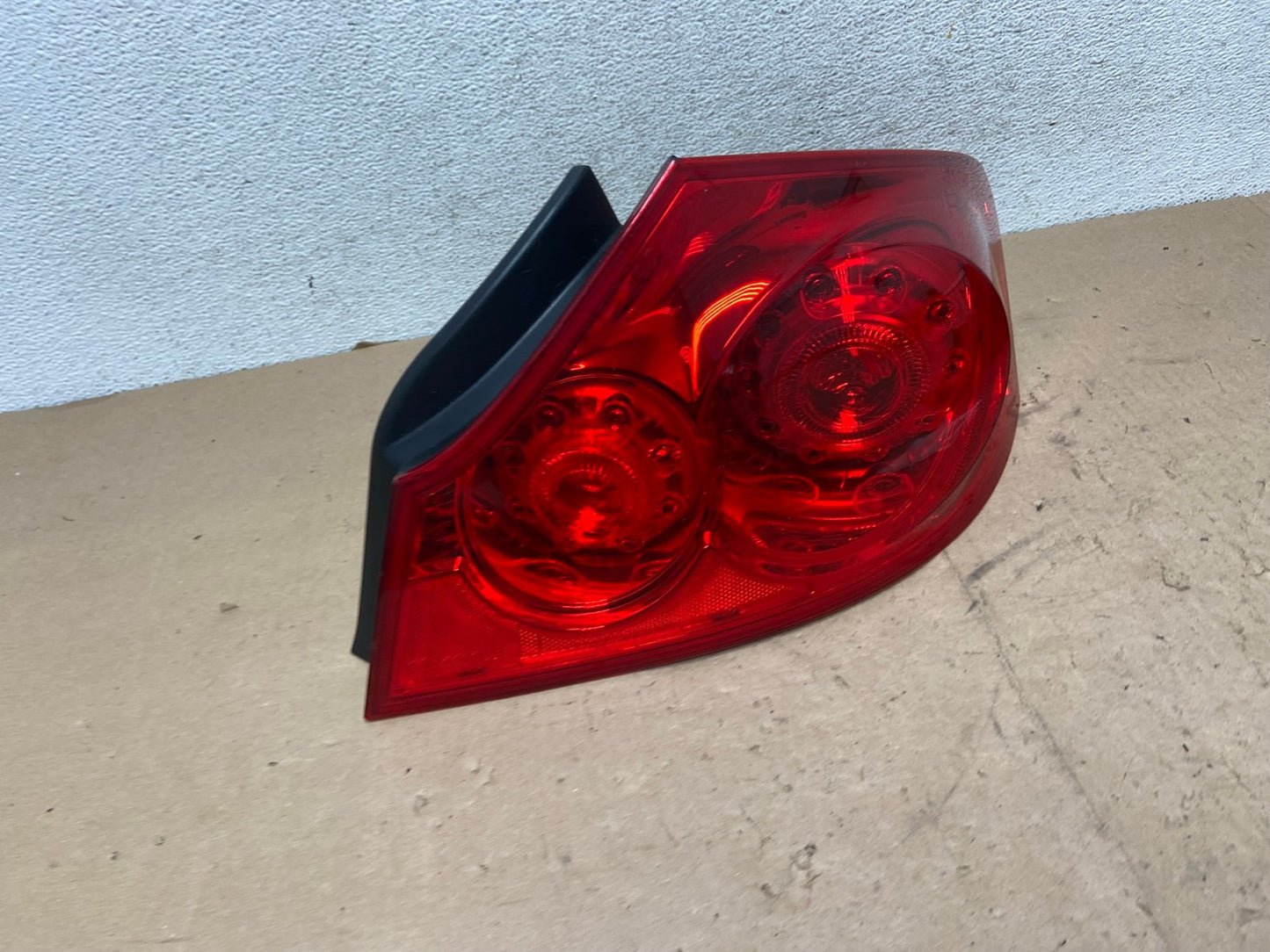 2007 to 2013 Infiniti G35 G37 Sedan Right Passenger Rh Tail Light AG5480 LK2
