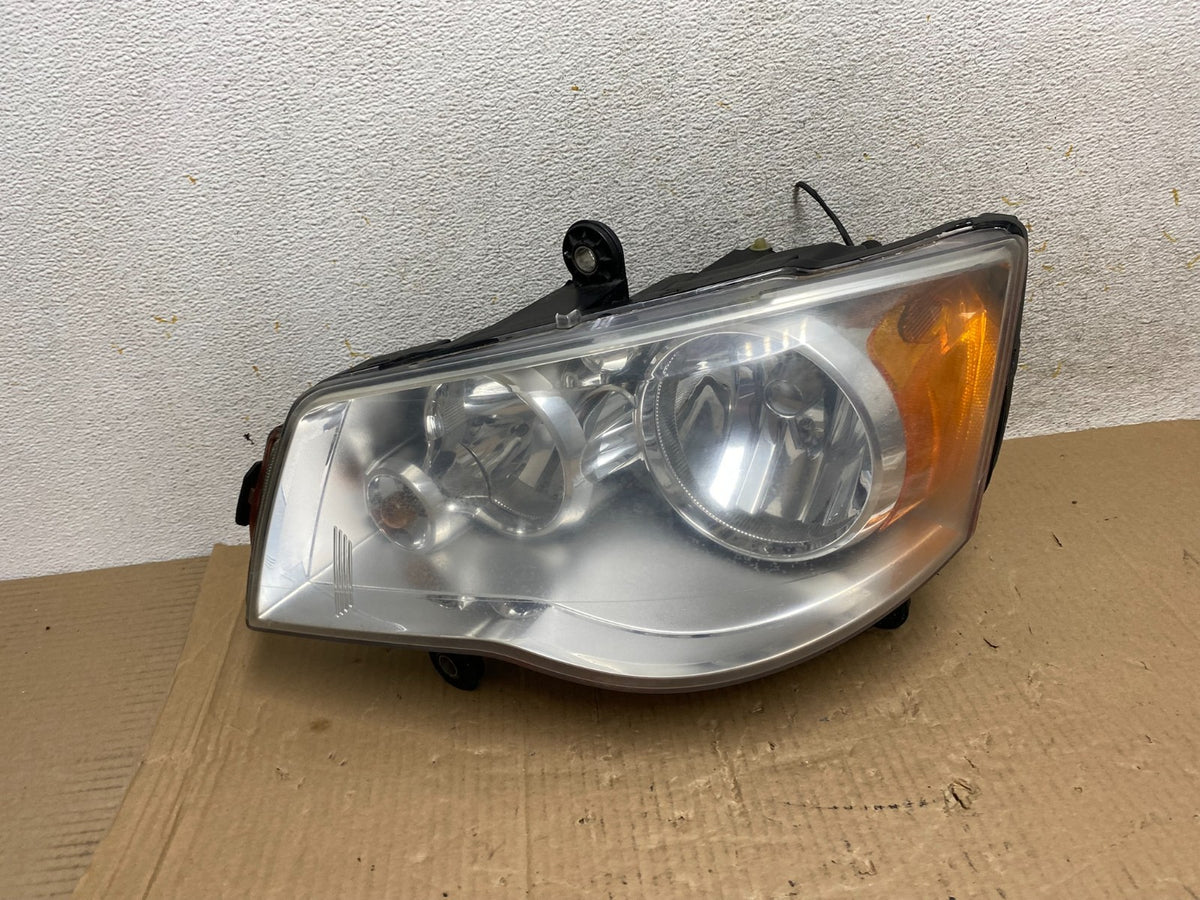 2008 to 2016 Chrysler Town and Country Left Driver Lh Side Headlight AI1238 DW0