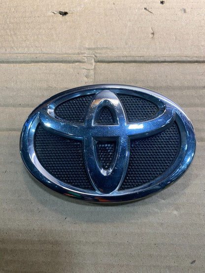 OEM 2007 2008 2009 Toyota Camry Front Grille Logo Badge Emblem AA3365 DG0