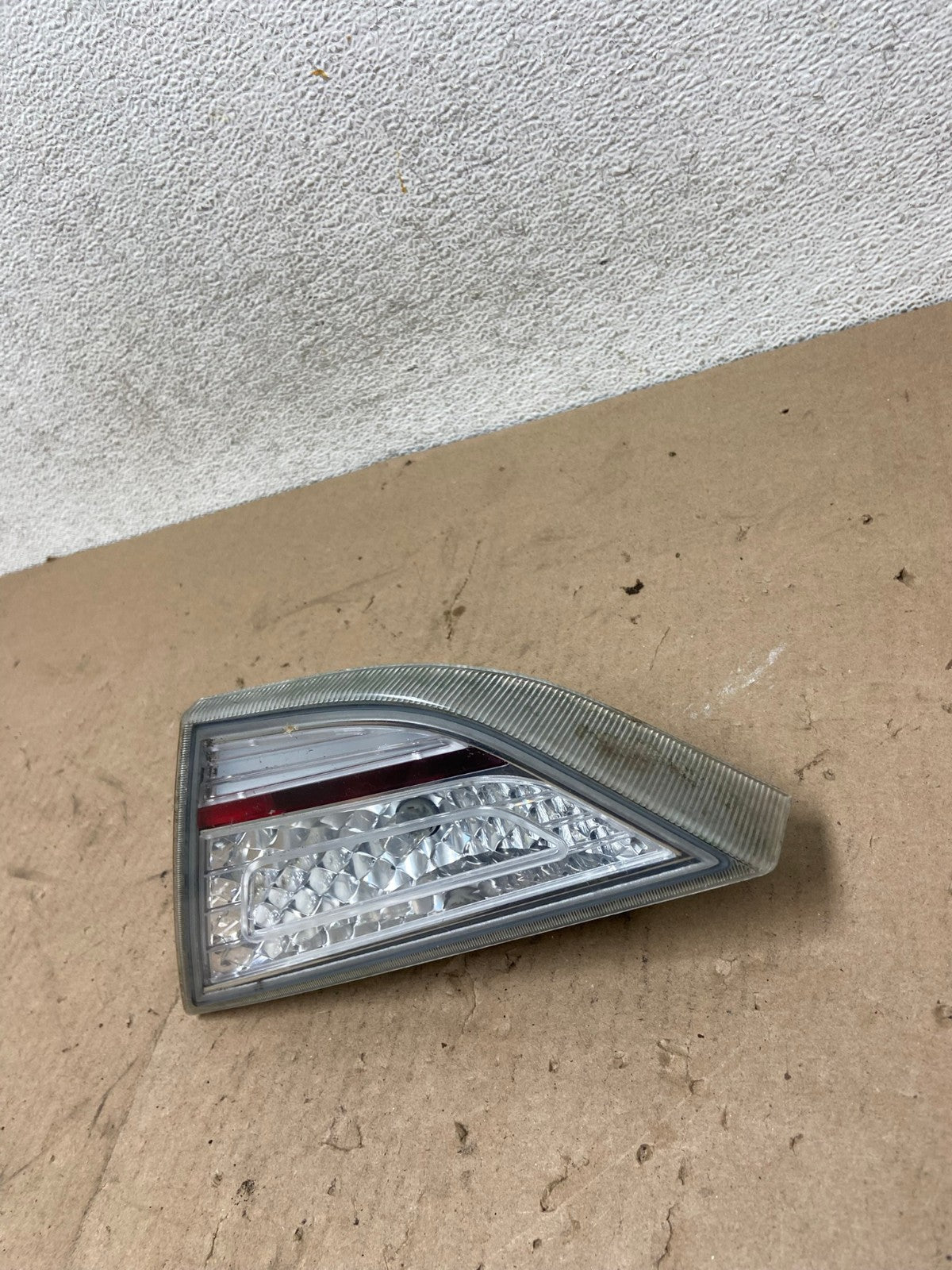 2011 - 2015 Hyundai Sonata Hybrid Right Passenger Inner Tail Light AG4862 LK2