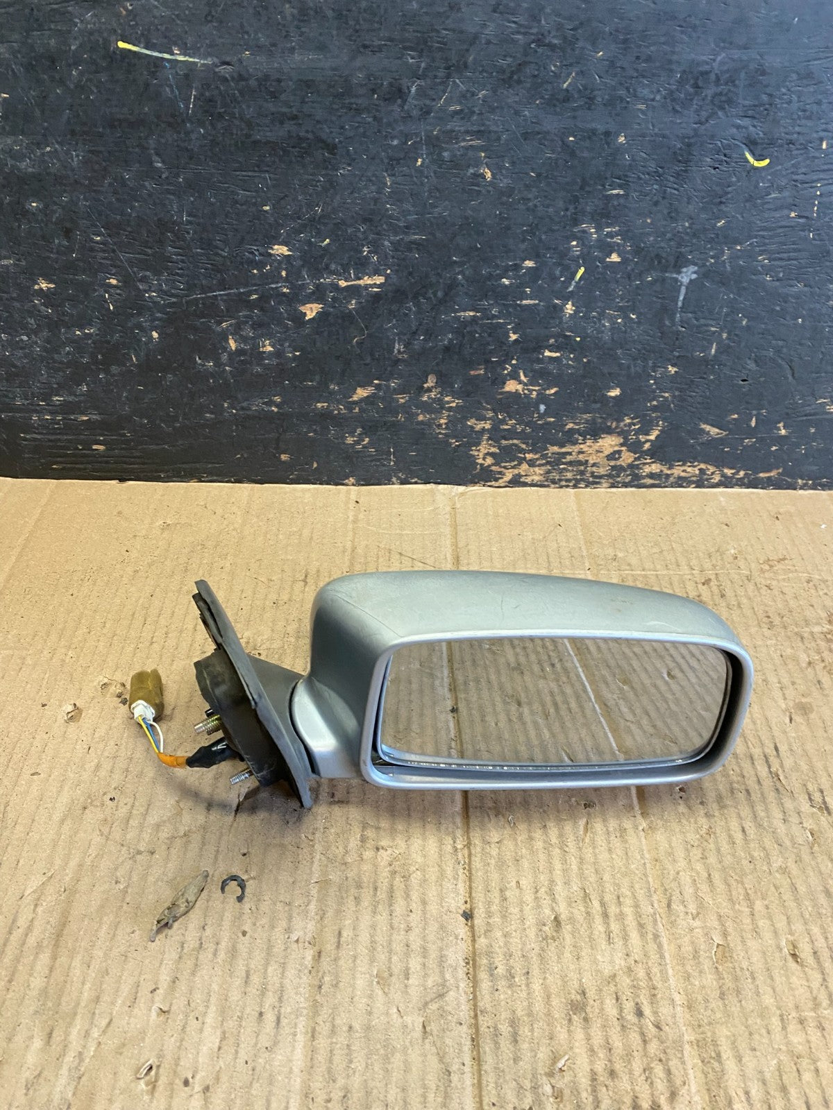 2003 - 2007 Mitsubishi Lancer Right Passenger RH Door View Mirror V9858 MS10