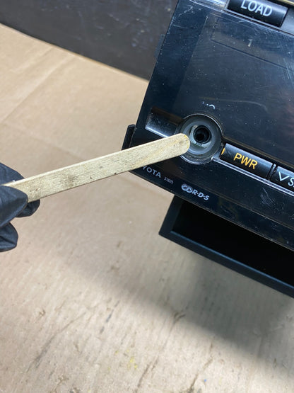 2006 to 2009 Toyota Prius OEM Radio AM/FM CD Player Oem R6161 DG2