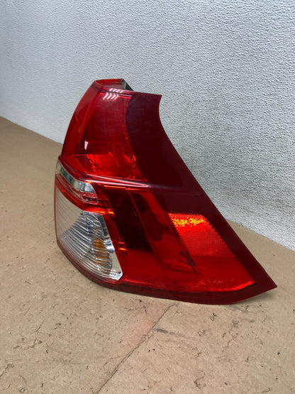 2015-2016 Honda Crv Cr-v Right Passenger Rh Side Lower Tail Light AG5659 DW1