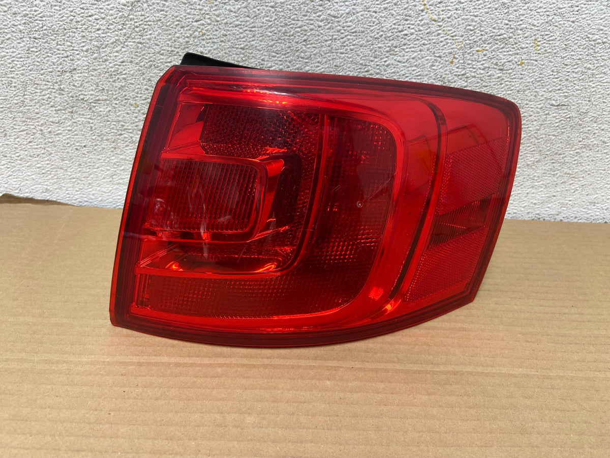 2011 to 2014 Volkswagen Jetta Right Passenger Rh Side Tail Light AG9309 LK0