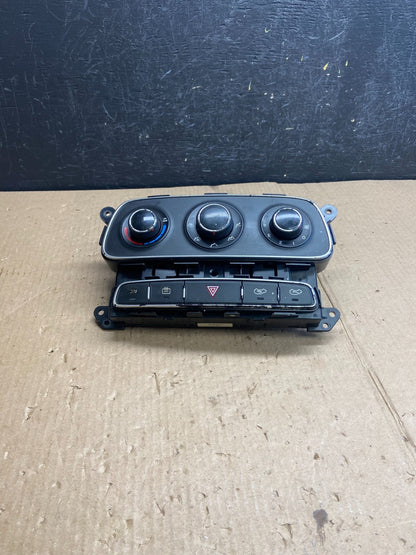 2011 2012 2013 Kia Sorento Temperature AC Climate Control 97250-1uxxx AE3862 DG3