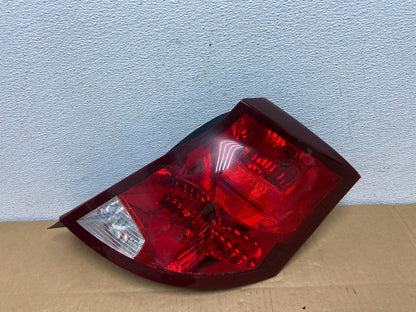 2003-2007 Saturn Ion Passenger Right RH Side Tail Light Tail Light AC7568 DW0