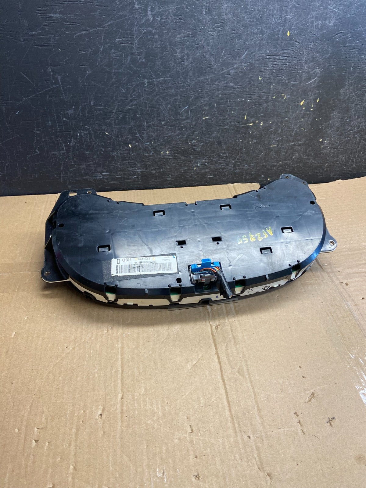 2003 to 2006 Cadillac Escalade Instrument Speedometer Cluster Gauge AF2754 DG5