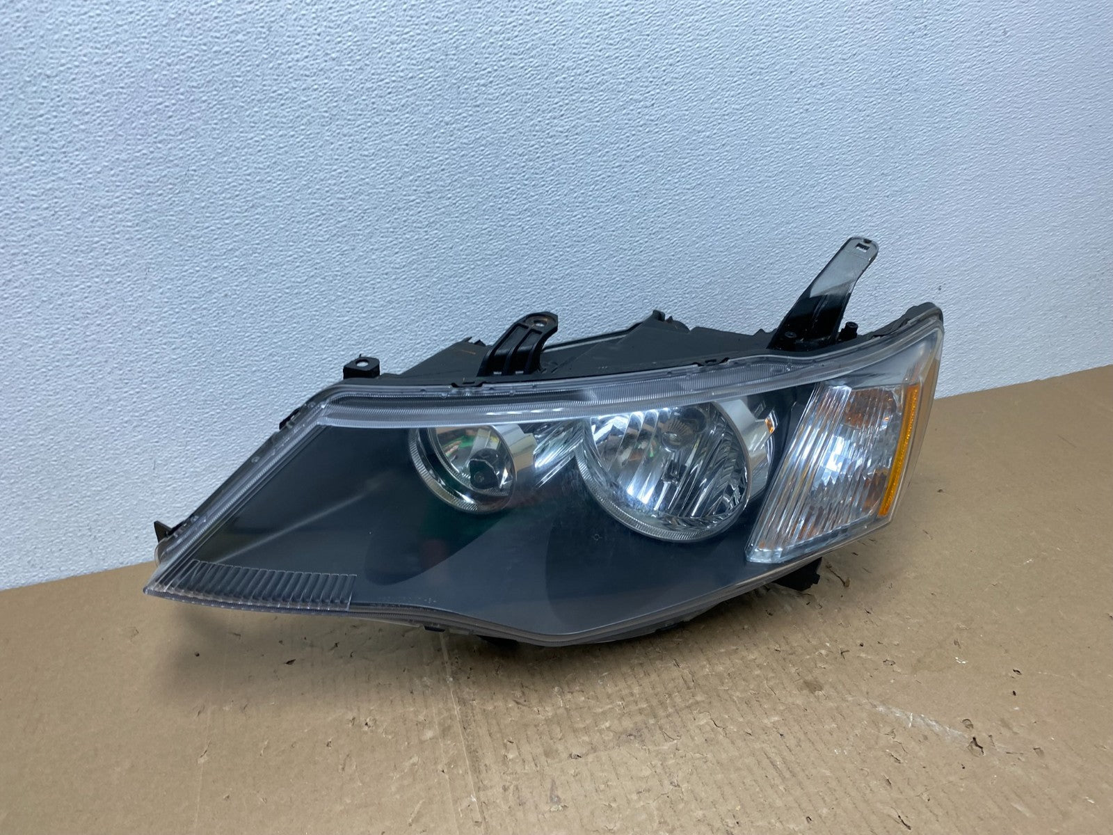 Halogen 2007-2009 Mitsubishi Outlander Left Driver LH Headlight DEPO AB6989 DW0
