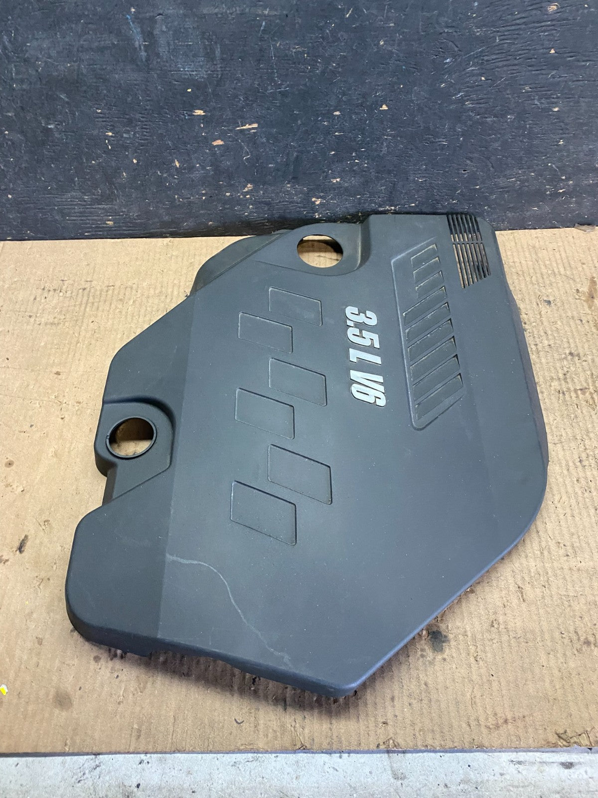 2007 to 2010 Pontiac G6 3.5L V6 Top Engine Motor Cover OEM  q0443 DG2
