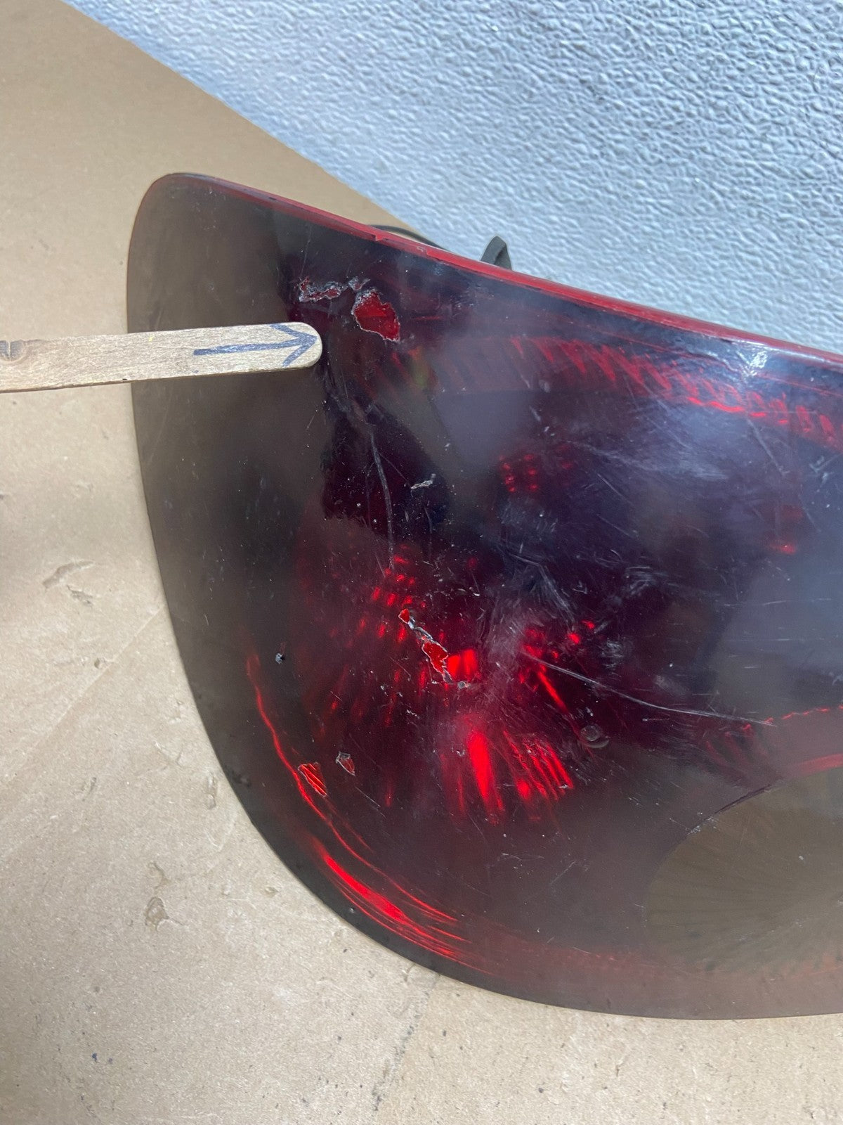 2003 to 2005 Toyota Corolla Left+Right Side Tail Lights AC5697 DW5