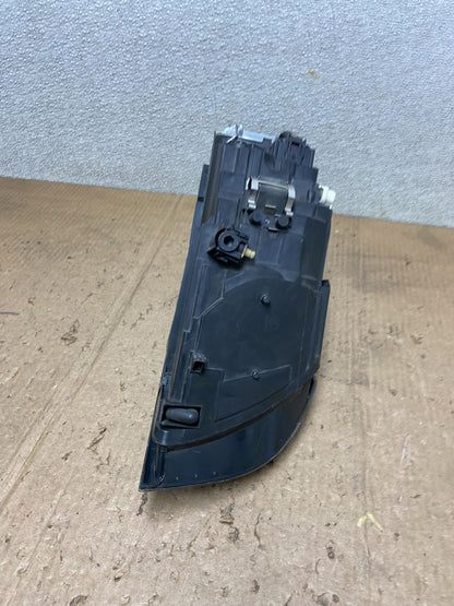 2008 to 2011 Volvo S40 Left Driver LH Side Xenon HID Headlight Oem AA7095 DG6
