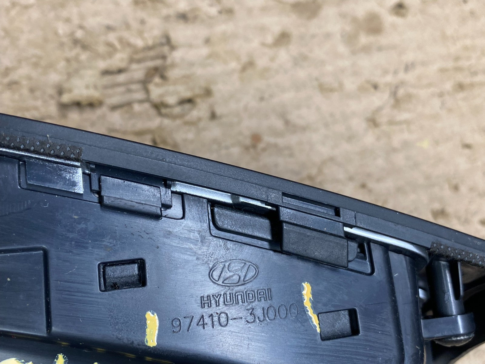 2007-2012 Hyundai Veracruz Left Driver LH Dash AC Air Vent Trim Panel Y8145 DG5