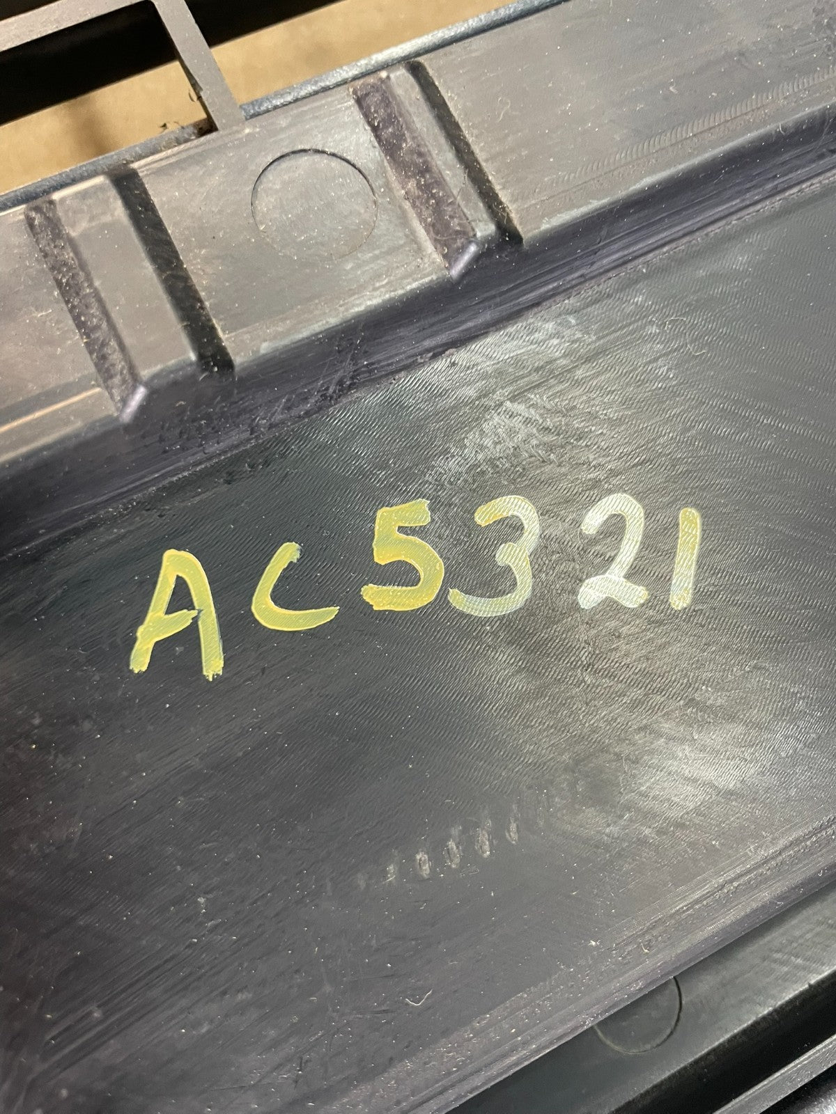2008 2009 2010 2011 2012 Jeep Liberty Front Upper Grill Grille AC5321 DG6