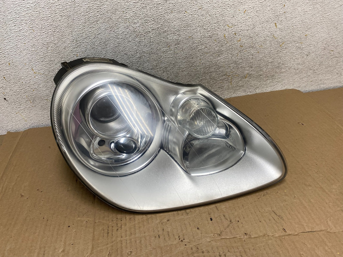 2004 2006 Porsche Cayenne Right Passenger Side Xenon HID Headlight AI1226 DW0