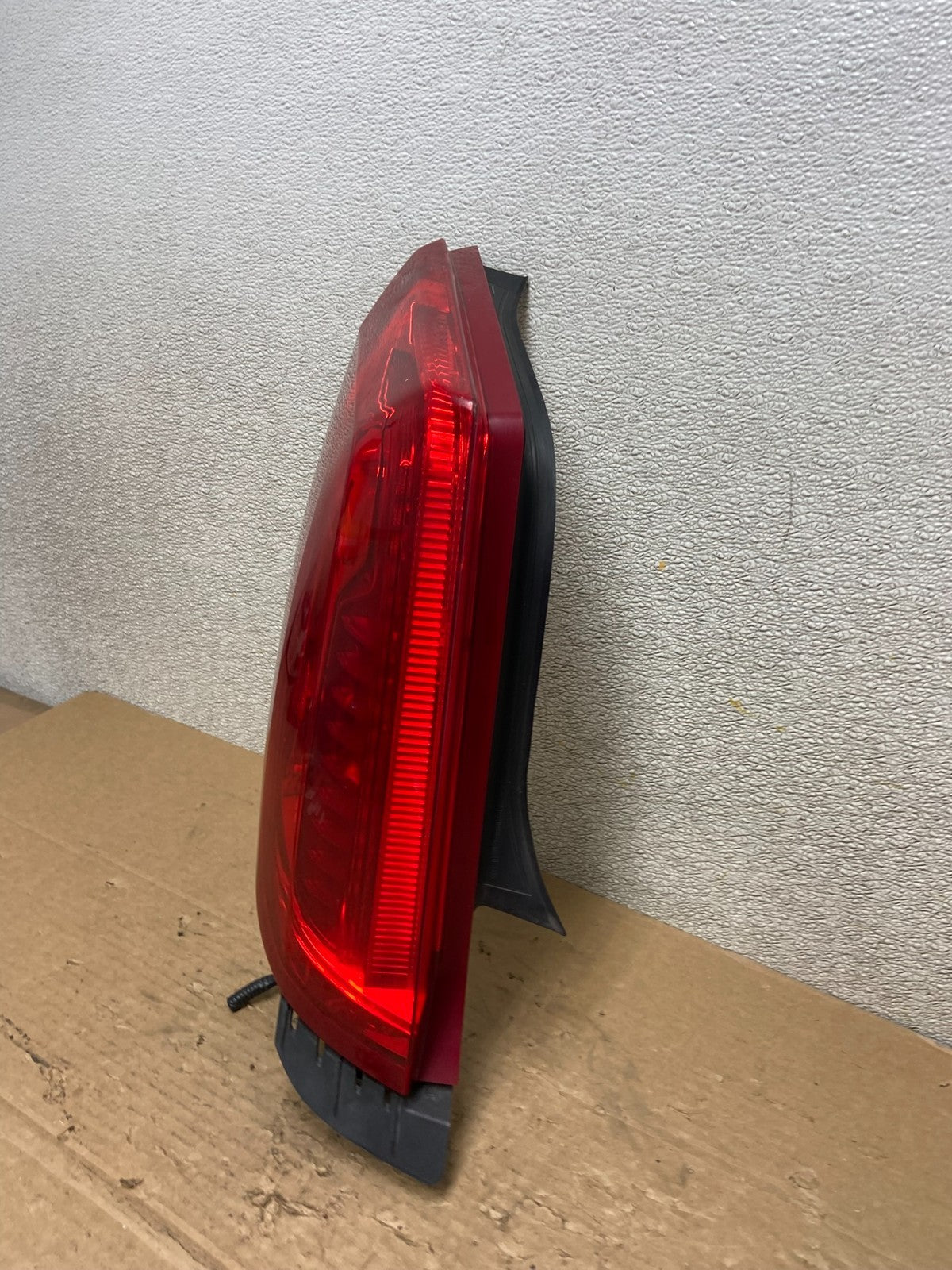 2013 to 2017 Cadillac XTS Left Driver LH Tail Light AB4860 DW1