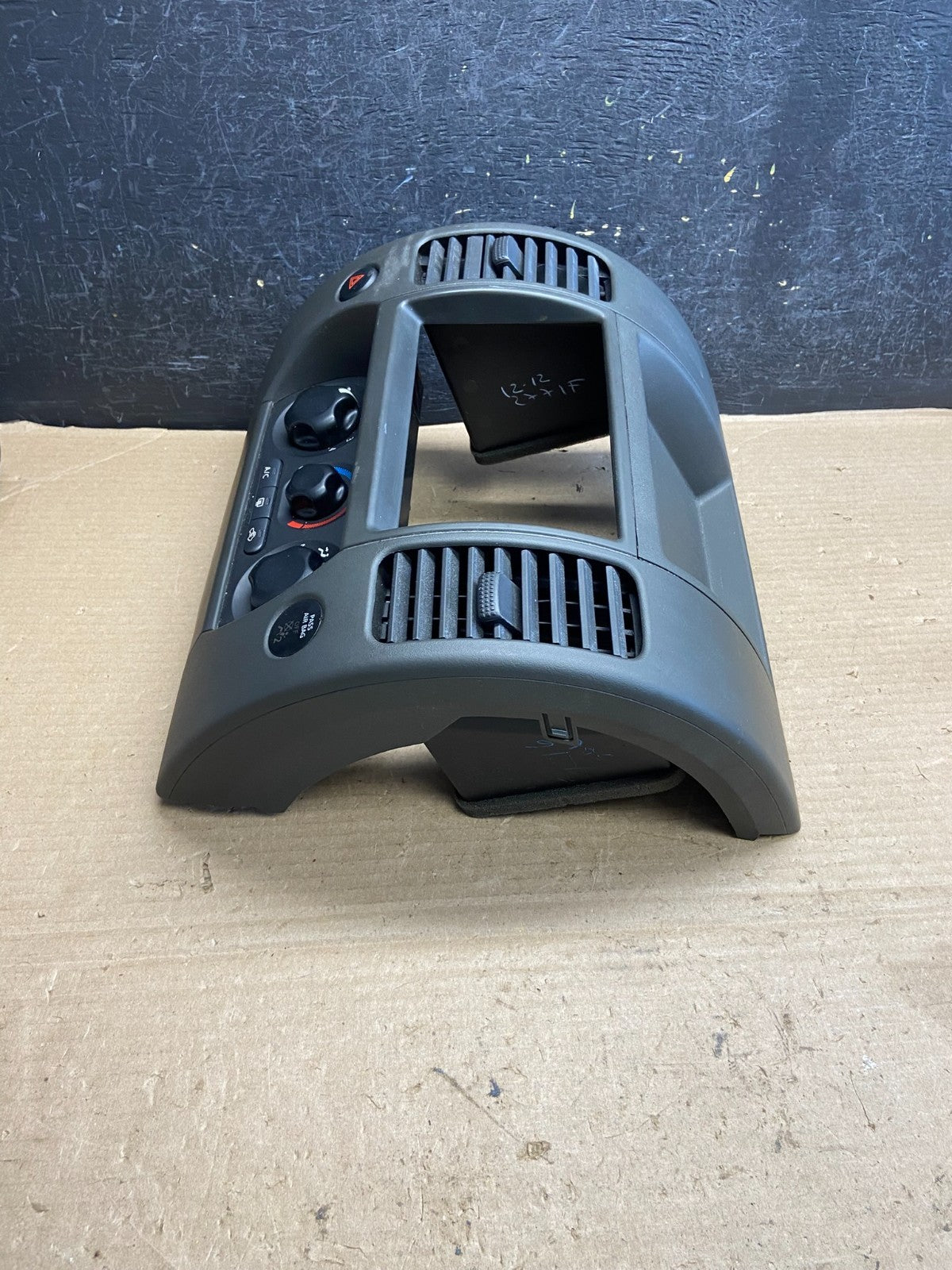 2005-2008 Nissan Pathfinder Radio A/C Heat Temperature Climate Control AH3638 DG2