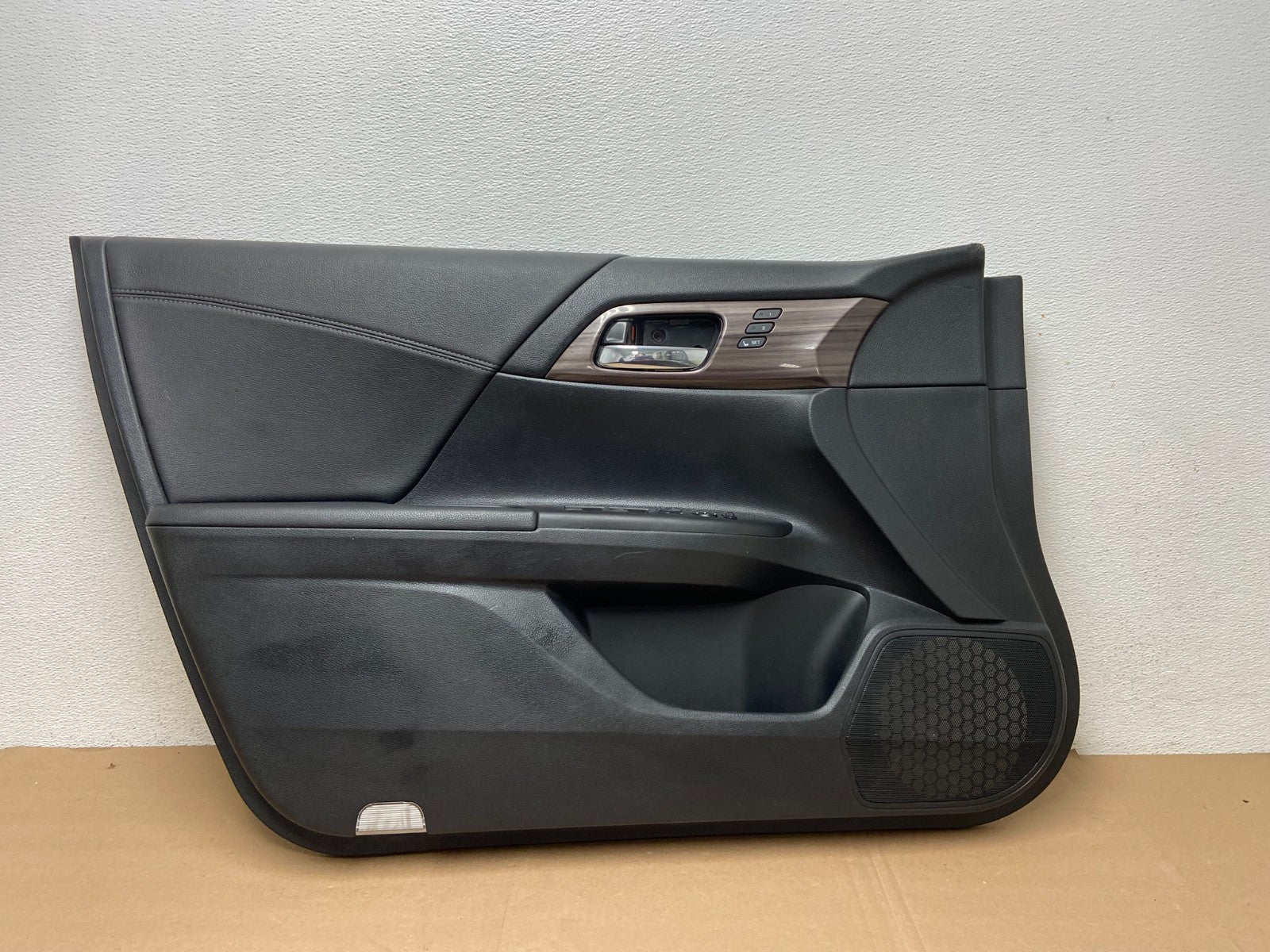 2014-2017 Honda Accord Front Left Driver LH Side Door Panel AG4506 DG0