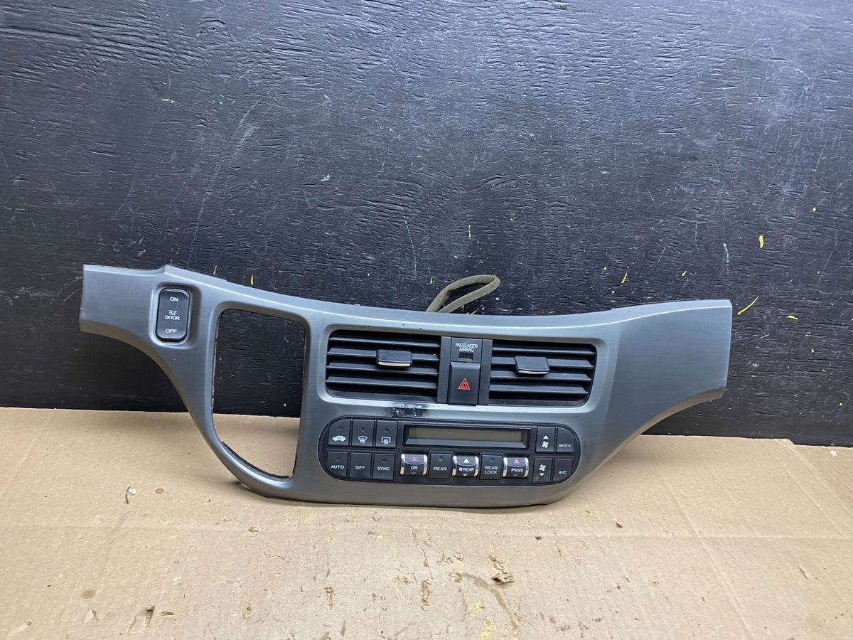 2005 to 2010 Honda Odyssey Radio Climate Control Dash Trim Bezel U5142 DG0