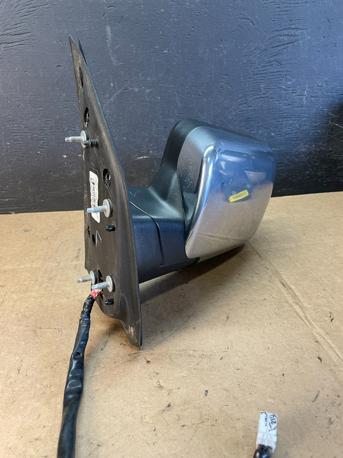 2004-2010 Infiniti QX56 Left Driver LH View Mirror AE1075 DW1