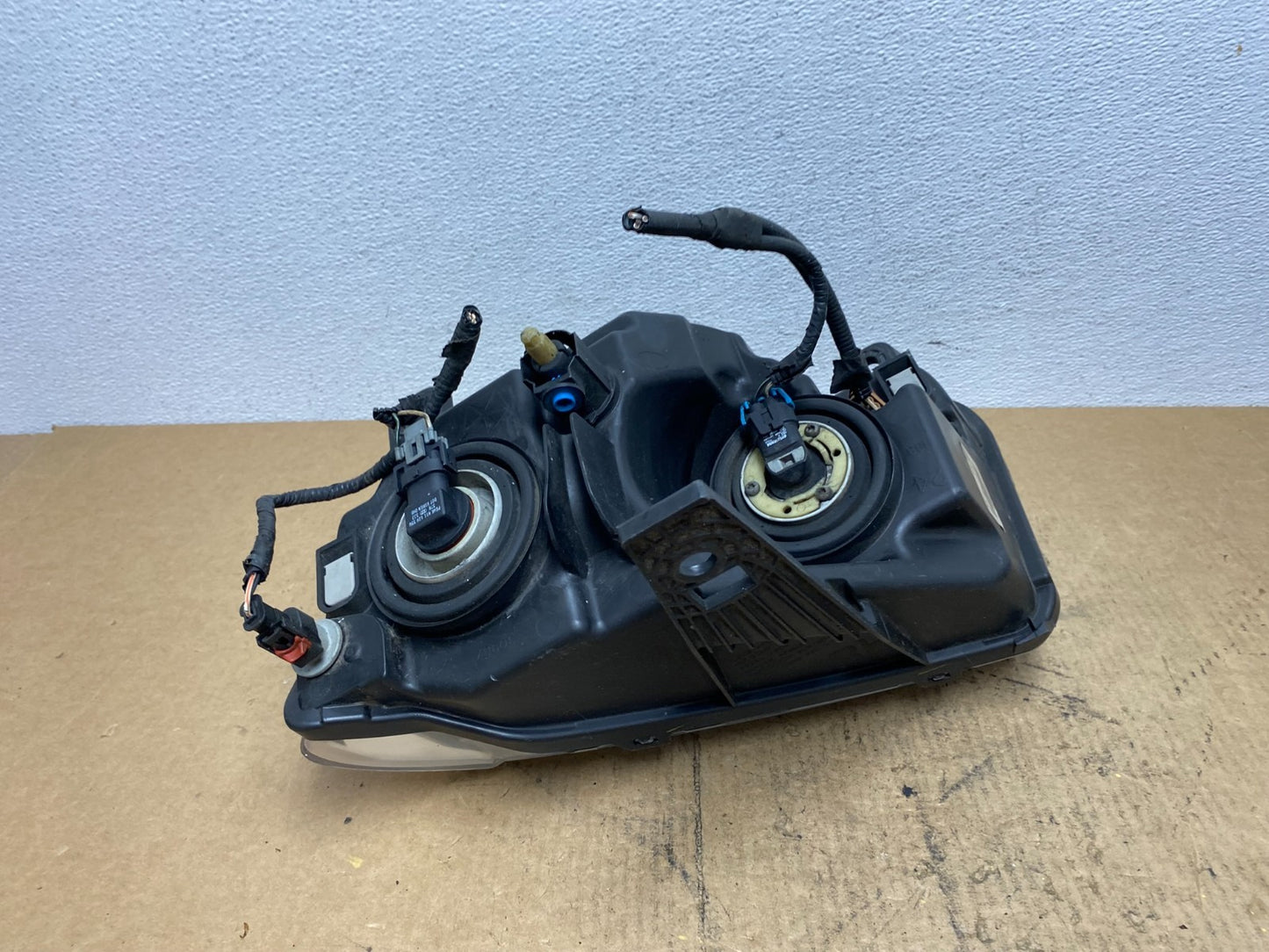 2011-2013 Jeep Grand Cherokee Right Passenger Halogen Headlight AC3670 DW4