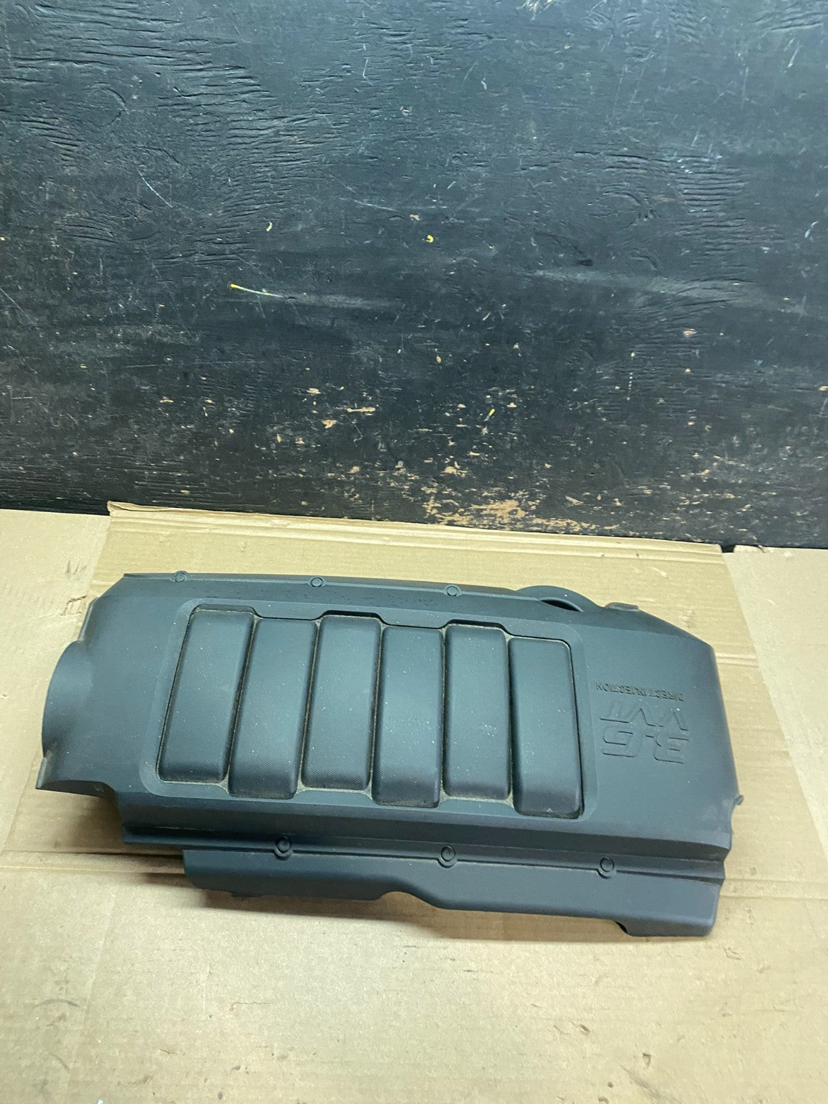 2012 to 2017 Buick Enclave Engine Motor Cover Oem v2654 DG0
