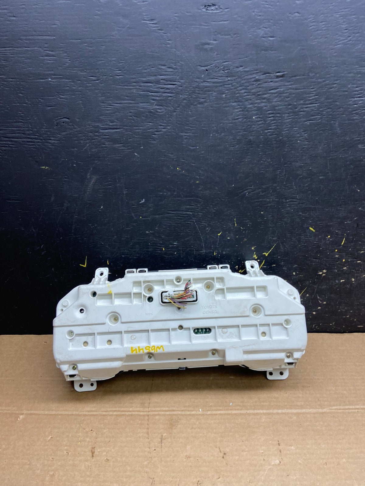 2004 2005 Toyota Sienna Speedometer Cluster Gauge W6544 DG4
