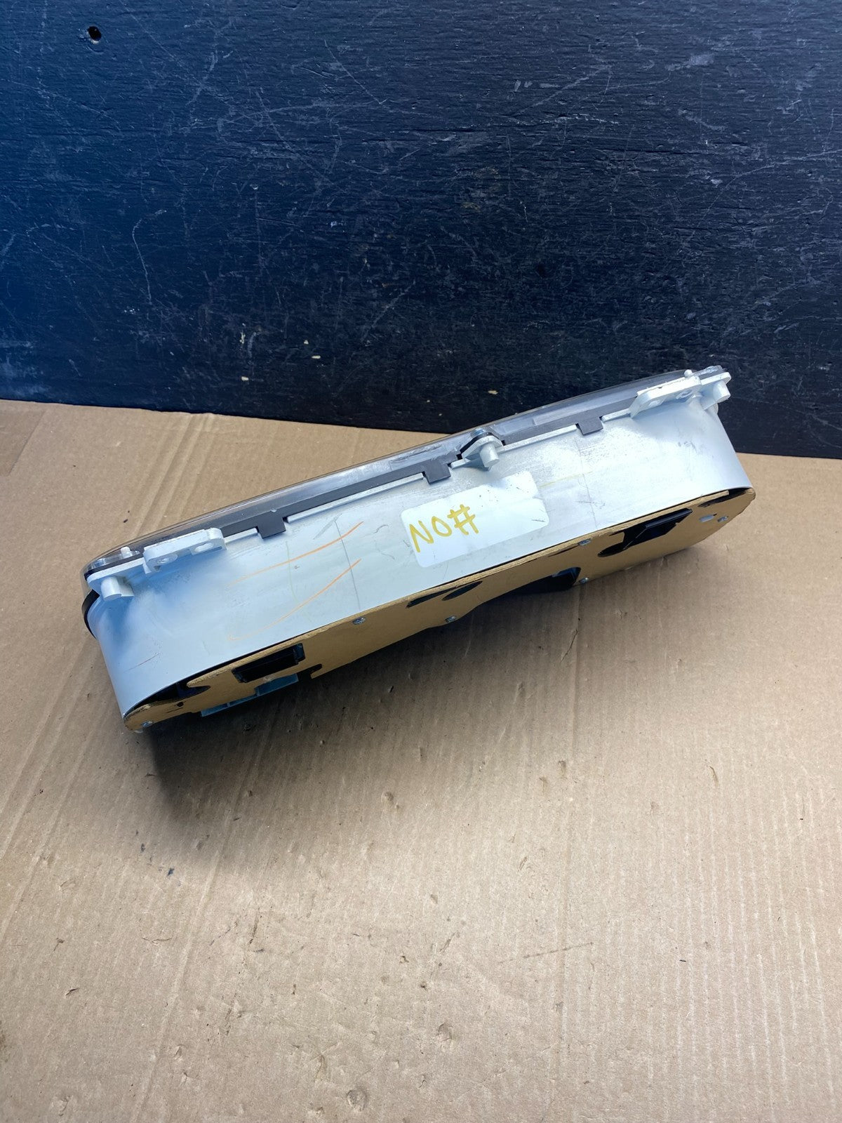 2001 2002 2003 Dodge Durango Speedometer Instrument Cluster Gauge AE76033