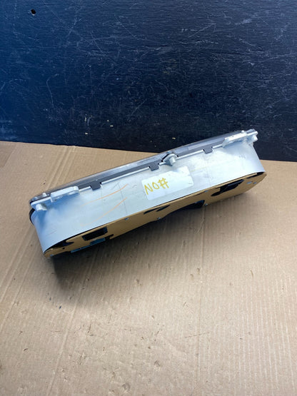 2001 2002 2003 Dodge Durango Speedometer Instrument Cluster Gauge AE76033