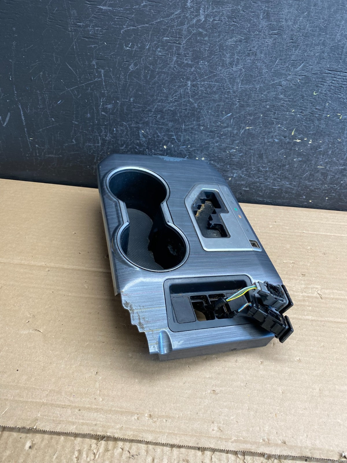 2012-2014 Toyota Camry Center Console Shifter Bezel Cup Holder AG0087 DG2