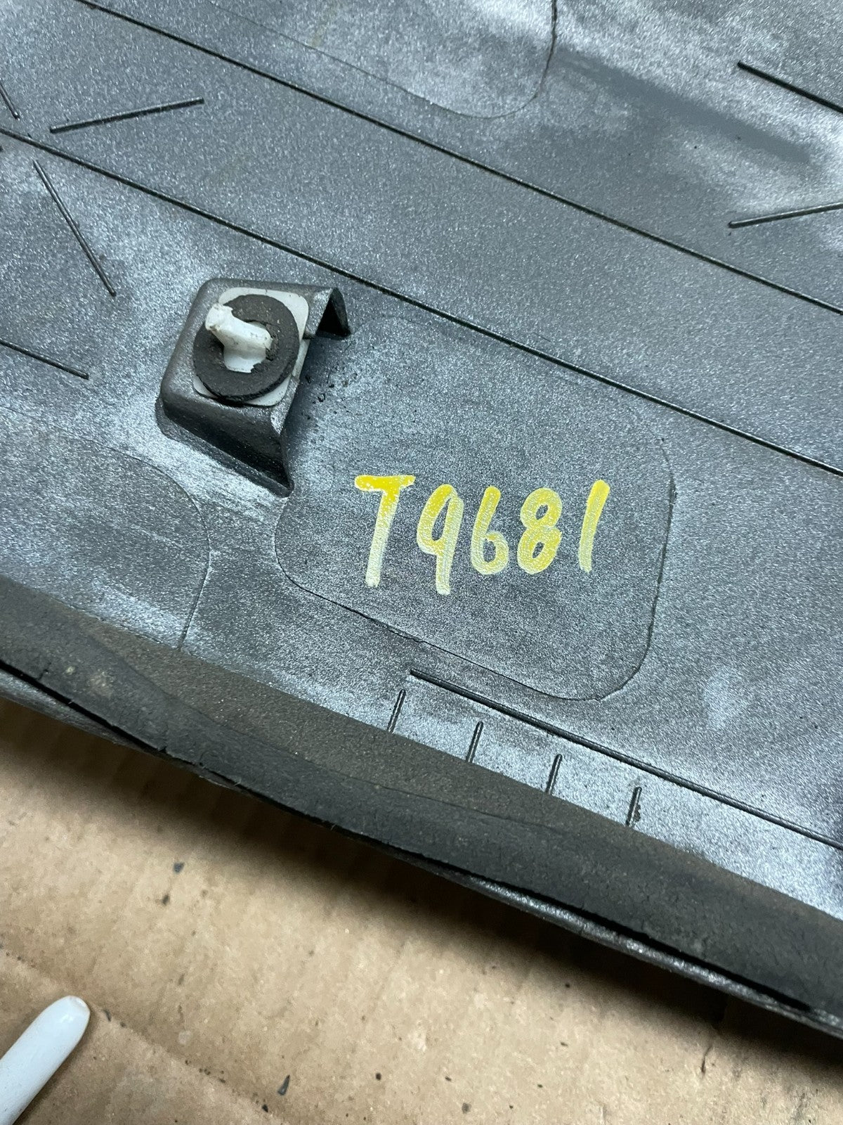 2011-2018 Dodge Grand Caravan Black Rear Tail Gate Trim Molding Panel T9681 DG17
