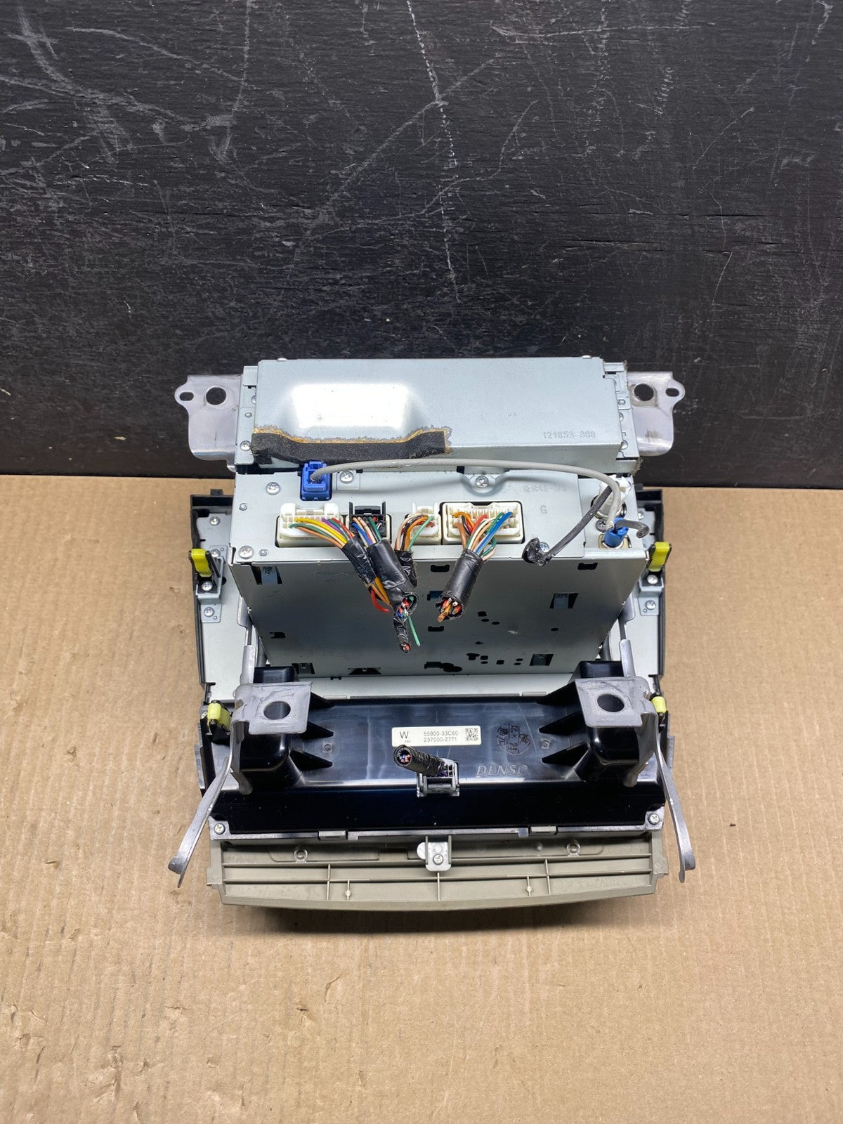 2007-2009 Toyota Camry Radio CD Player Climate Control Bezel AG3979 DG5