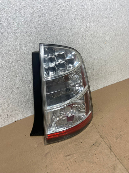 2006 2007 2008 2009 Toyota Prius Tail Light Right Passenger Side AG4633 LK2