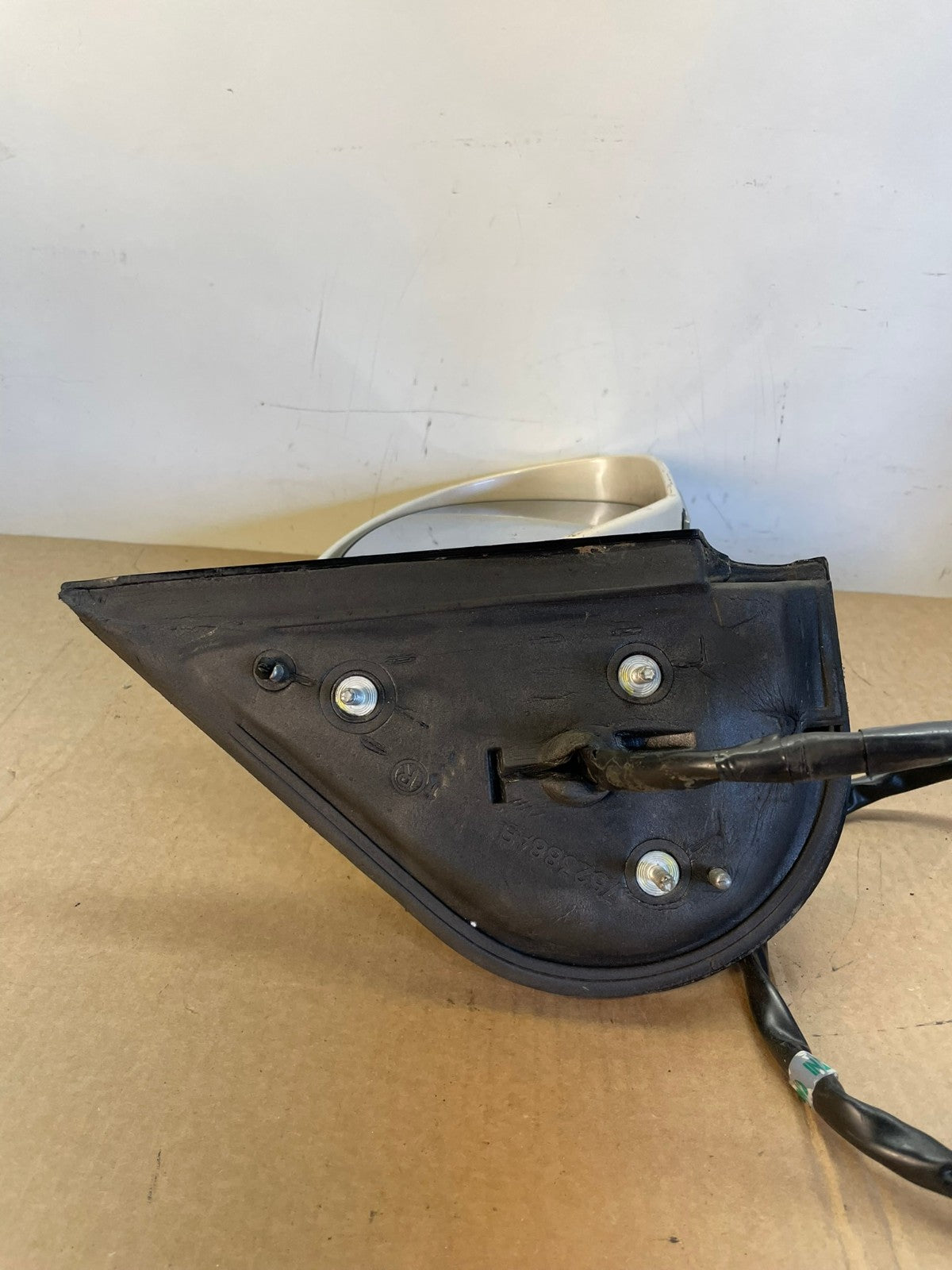 2007 - 2014 Cadillac Escalade Right Passenger Door Turn Signal Mirror AH6314 LK4
