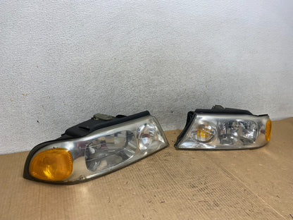 1998 to 2002 Lincoln Navigator Left+Right Halogen Headlights AI6726 DW2