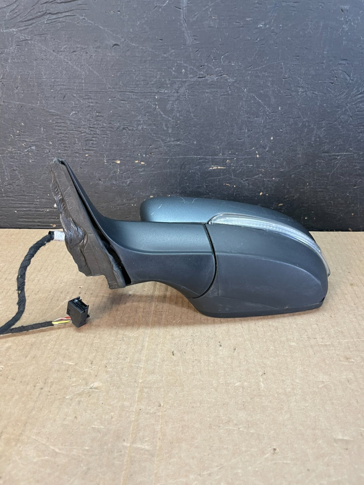 2012 to 2016 Volkswagen Passat Left Driver LH Turn View Door Mirror AF5166 MS3