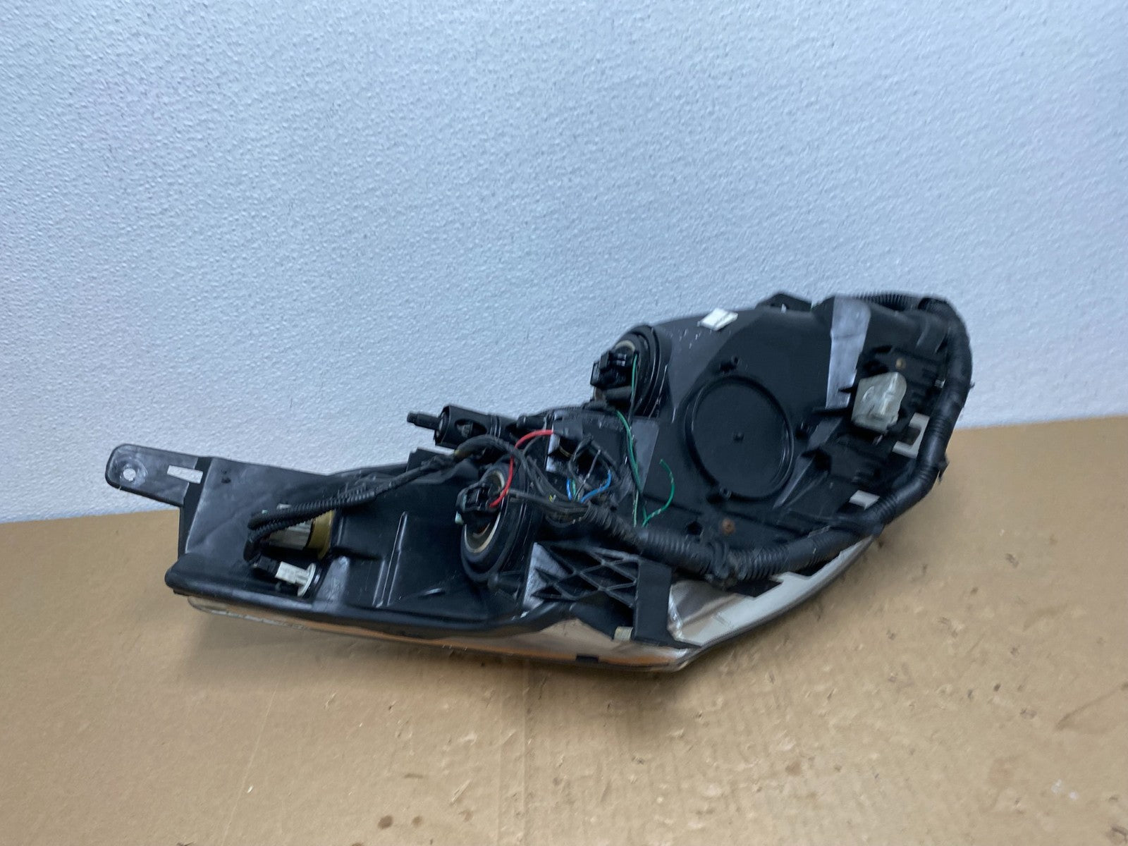 Sedan 2010 2011 2012 Nissan Altima Left Driver Side Headlight OEM AB6892 DW5