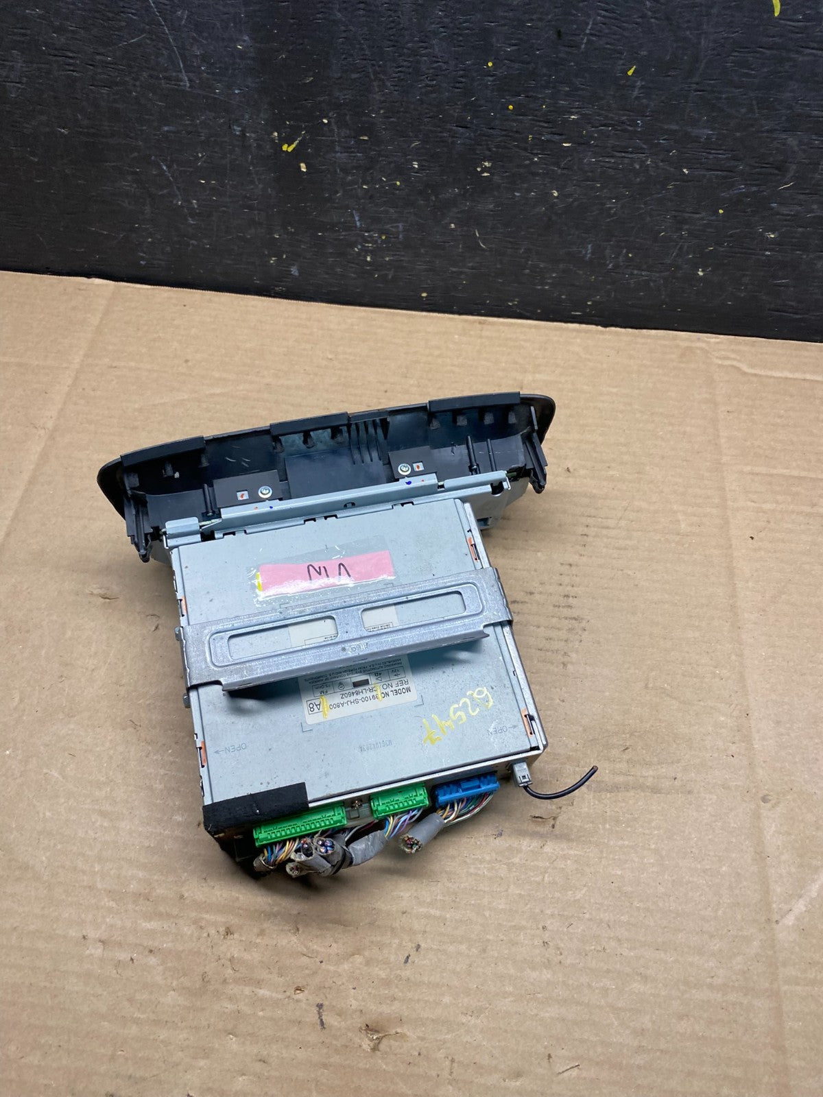 2005 to 2010 Honda Odyssey Am Fm Cd Player Radio Receiver Q2547 DG4