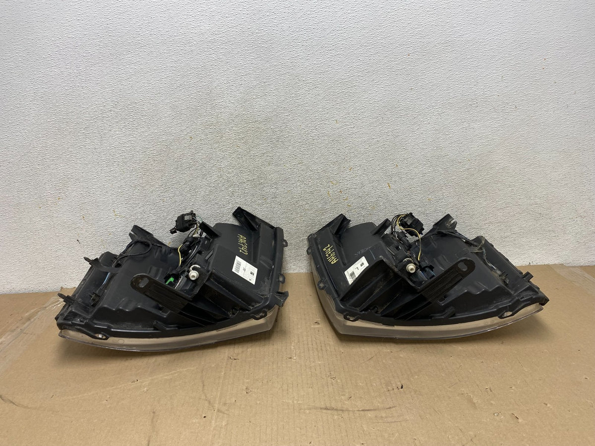 2007 to 2014 Chevrolet Silverado Left+Right Side Headlights AH6742 DW7