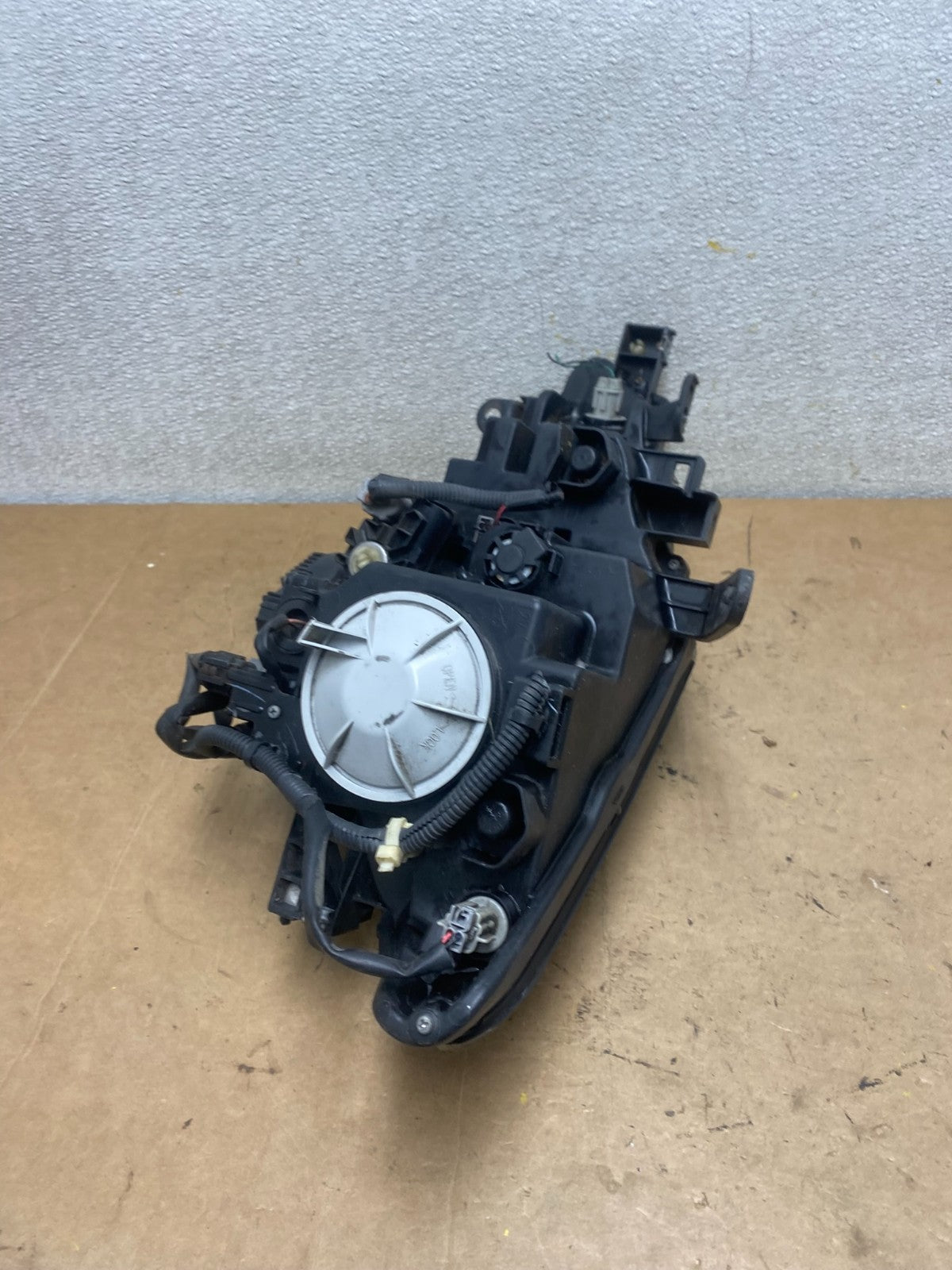 2011 to 2014 Nissan Murano Headlight Right Passenger Rh Oem Xenon Hid X6759 DW9