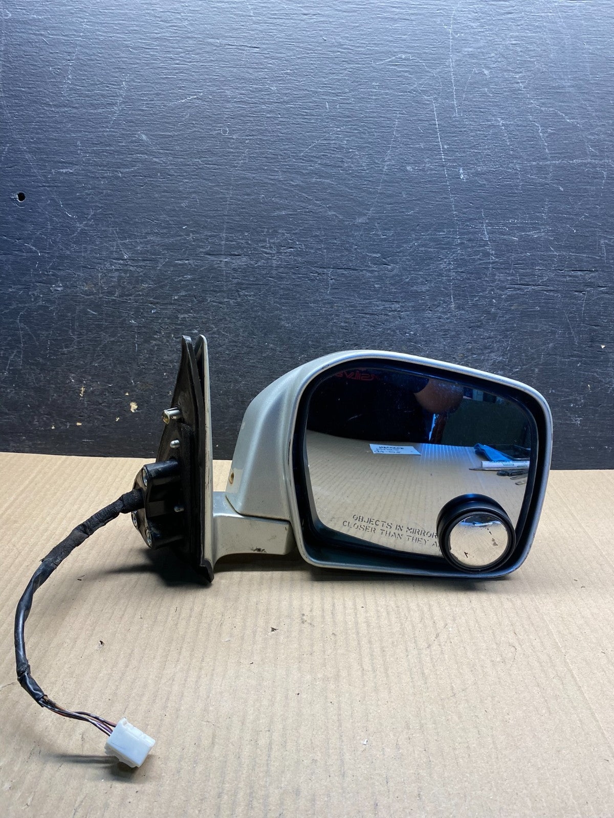 1999 to 2002 Toyota 4runner Right RH Side View Door Mirror AI0339 DG9