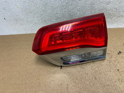 2014 - 2021 Jeep Grand Cherokee Right Passenger Inner Tail Light AI3657 LK0