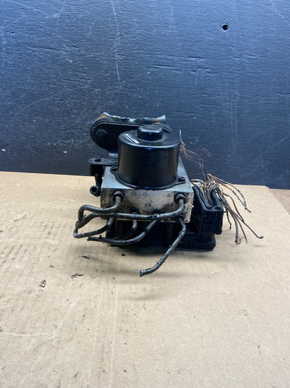 2000 2002 Mercedes ML320 ML500 Anti-Lock Brake Pump AF93474
