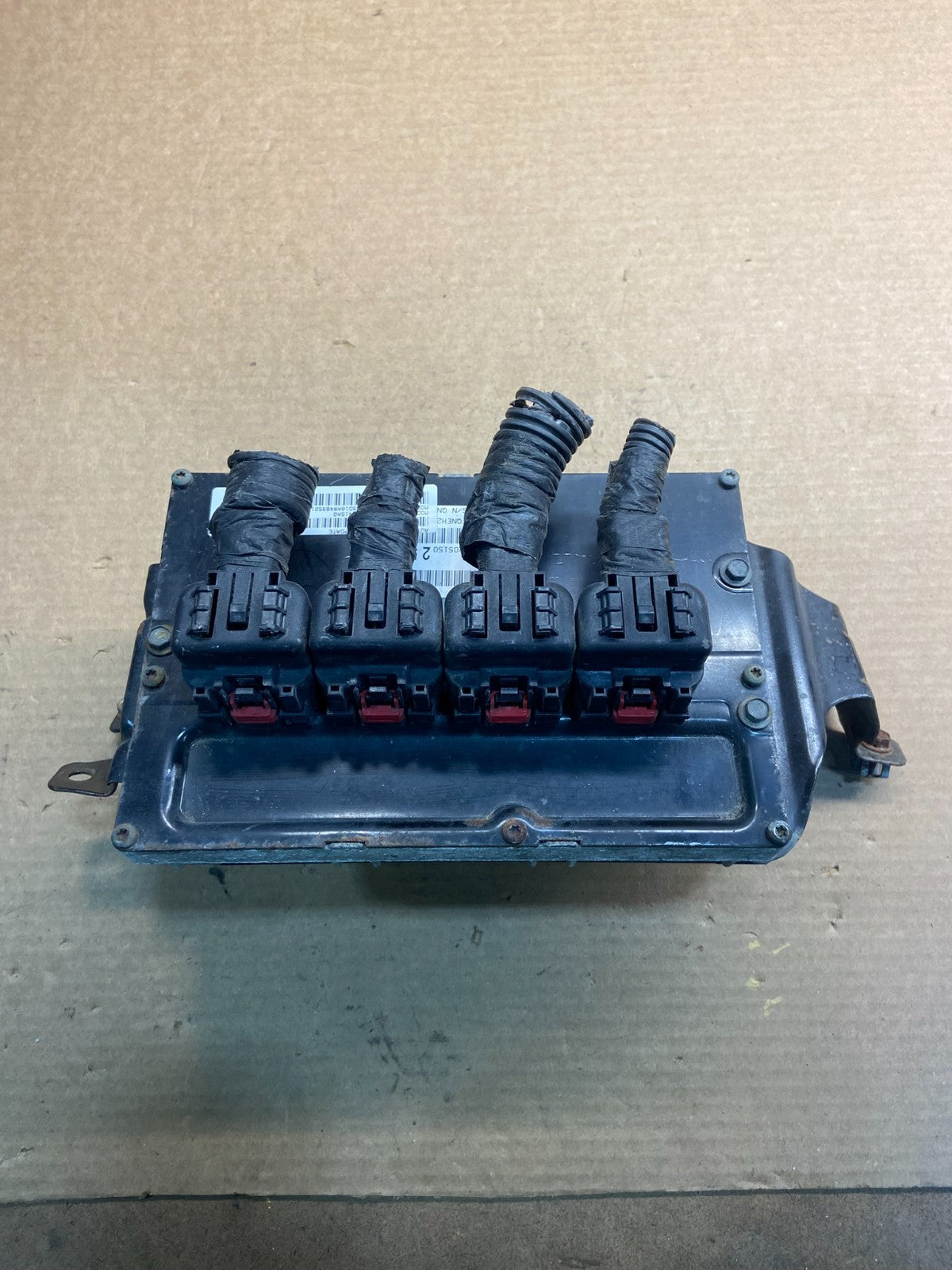 2010 Dodge Caravan Town & Country Engine Computer ECU OEM Z9162 DG2