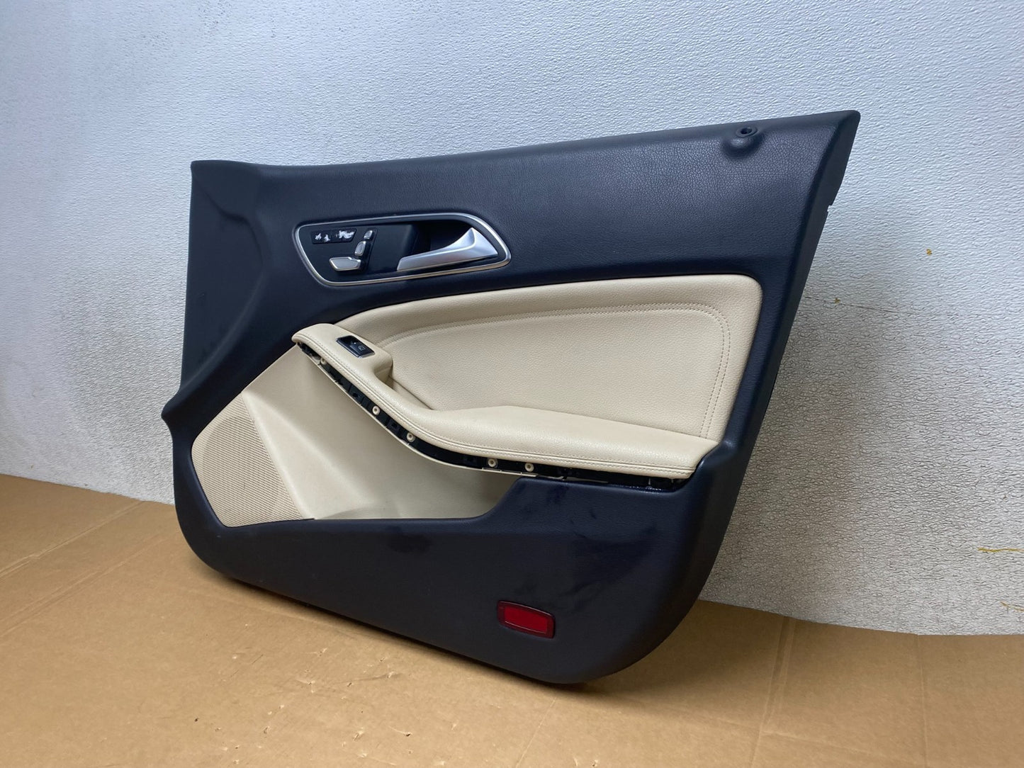 2014 to 2018 Mercedes CLA CLA250 Front Right Passenger Door Panel V4793 DG1
